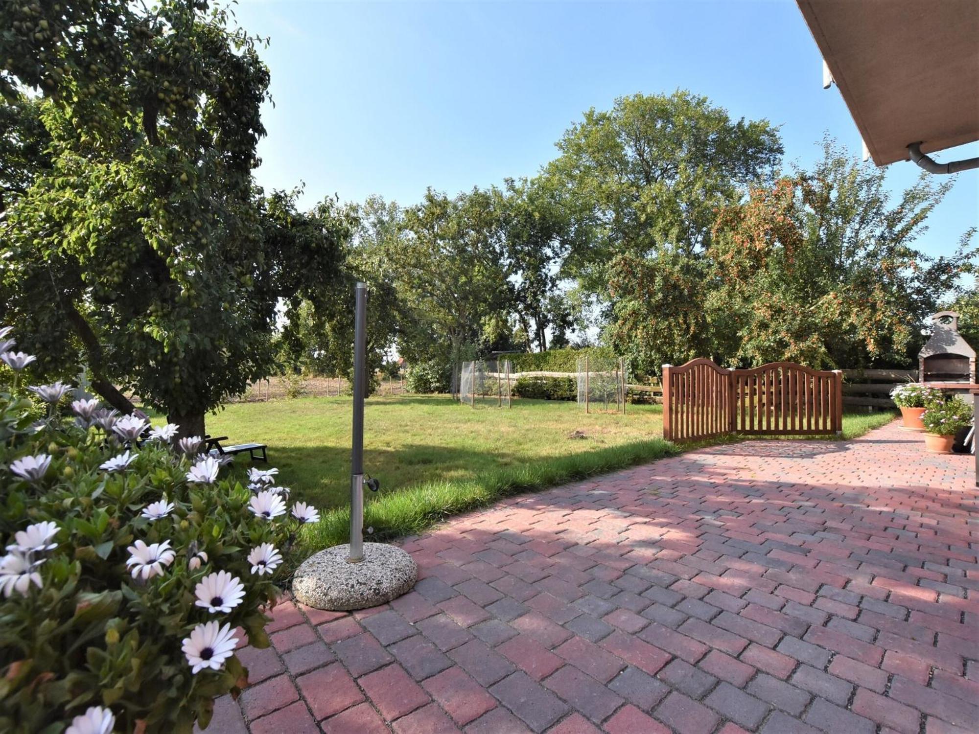 Charming Apartment In Oldenburg In Holstein With Terrace Zewnętrze zdjęcie