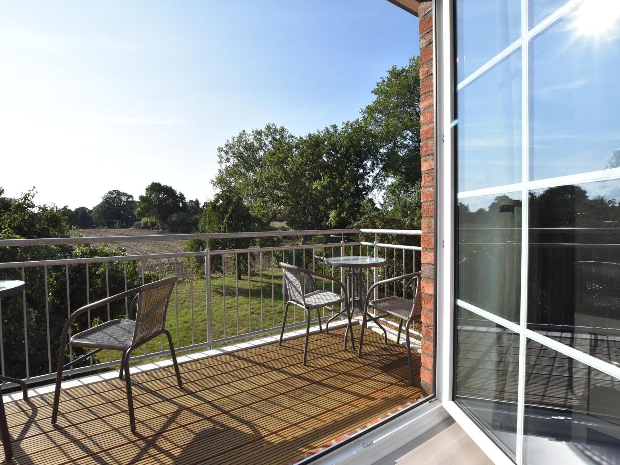 Charming Apartment In Oldenburg In Holstein With Terrace Zewnętrze zdjęcie